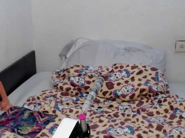 Lunaxx21 — que me hagan venir que me hablen sucio uffff