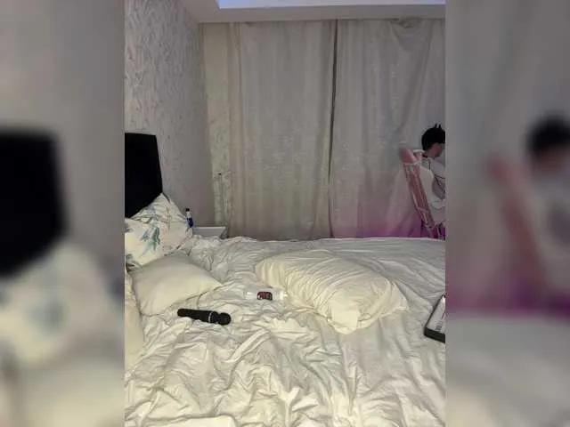 millemimi — If anything, it turns me on when I'm being treated rudely! So show me your tough attitude and indulge my wild fantasy while I'm still wet. 