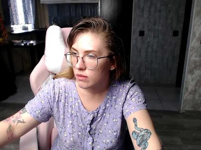 Regimasmile — Freechat on BongaCams