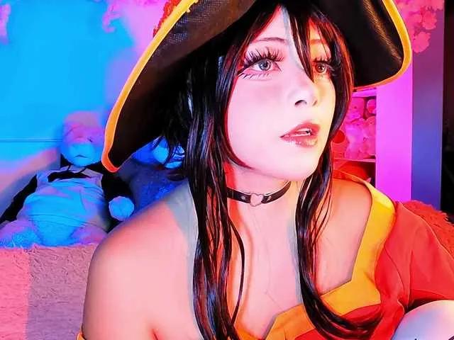 Seraphine23 — I like strong sensations! The harder and faster you fuck me, the more I'll cum for you.