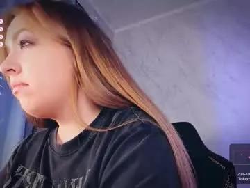 Chaturbate bellezza_ is Freechat bellezza_ —  no extra in #pvt // cum at goal favs 222/333  guess nmbr: 4 fing pussy  roll dice 44 tk #redhead #anal #cute #german