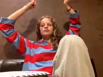 berniecemontell — GOAL: Take off my braWelcome to my room my name is Sofia #18 #teen #shy #young  im #new  Today my second day is here and I am glad to spend it with you () [0 tokens remaining]