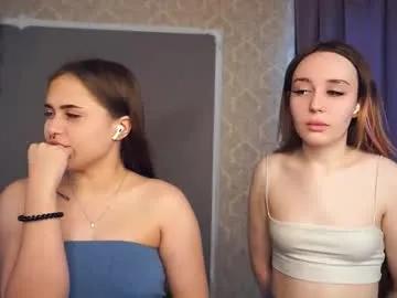 bridgetbeldon — GOAL -Deep kiss + flash boobs #new #18 #squirt #bigboobs #lesbian [45 tokens remaining]