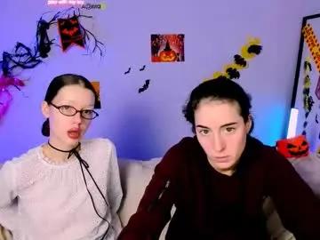 daisy_baby_ — GOAL: kiss [215 tokens remaining] meow let's go play #feet #lesbian #couple #lovense #young