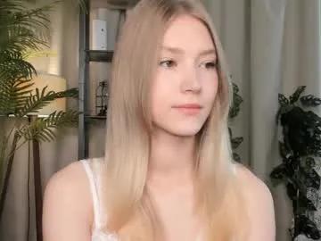 eternity_cuite — bodytouuur   #18 #blonde #teen #shy #skinny [150 tokens remaining]