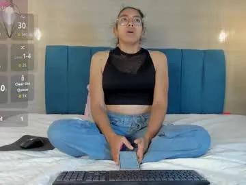 heidi_feuer — GOAL: Switch to police officer  [150 tokens remaining] Welcome to my room! #german #sexydance #talk  #beautiful