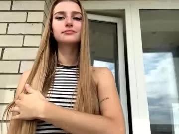 jinnyjaquins — GOAL: show my tongue [8 tokens remaining] Hi everyone my name is Jinny I'm new here but I really like to play  #feet #blonde #18 #teen #new