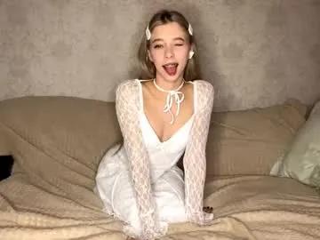 kaeliascorch — Goal: Suck my fingers close and sloppy :pp :))) #new #18 #skinny #blonde #cute [125 tokens remaining]