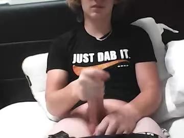 leo_wildd — First cum on camera! [1028 tokens remaining]