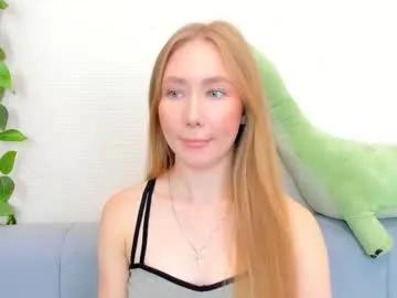 lillianix — HAND IN PANTIES [333 tokens left] Hey! It's my first day, i'm happy to see you! #18 #new #teen #natural #smalltits