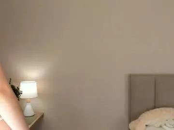 mary_lepson — GOAL: spread my ass to cam [226 tokens remaining] Favourite patterns: 35, 44, 77 :) #squirt #teen #anal #natural #young