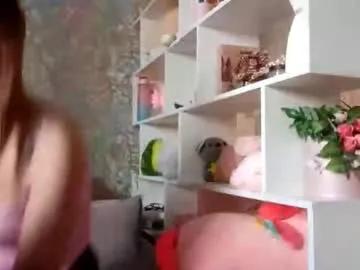 nichellepantosa — GOAL: Make a hand heart #18 #new #teen #shy #bigboobs [17 tokens remaining]