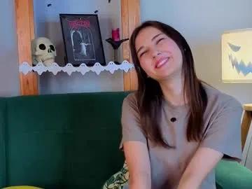 sandili — Goal: Remove bra, stay only in top Hi all! I'm Isabela! This is my first time here! Let's chat! #New #skinny #cute #18 #bigass [455 tokens remaining]