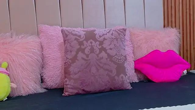 StripChat cristal_subin69 is Freechat cristal_subin69 — Please daddy, more and more squirt