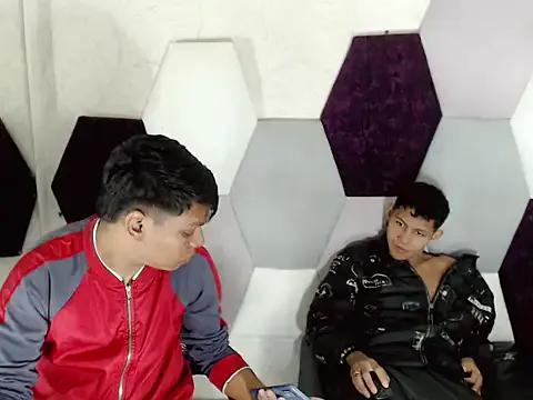 StripChat DaveHottx is Freechat DaveHottx — cumshot in the ass