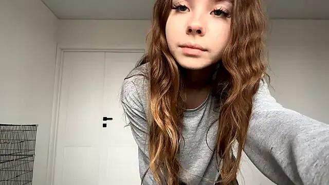 StripChat EhtelBiondi is Freechat EhtelBiondi — to take off my t shirt