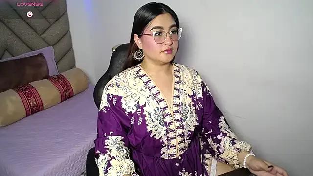 StripChat heluejamil is Freechat heluejamil — Make me moan your name, heat my pussy