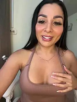 StripChat laemmarouse is Freechat laemmarouse — CUM CREMOSO
