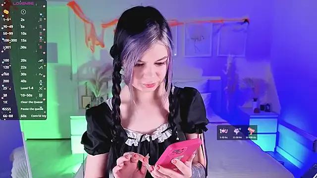 StripChat Lil_Amelie is Freechat Lil_Amelie — Harley Quinn massage tits