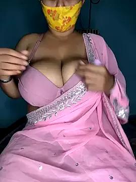 Lovely-Shivani — Put clam on nipple with boobs show