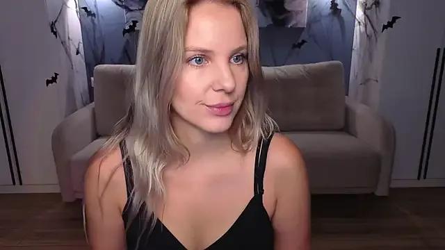 StripChat MelanieBennett is Freechat MelanieBennett — Special photo