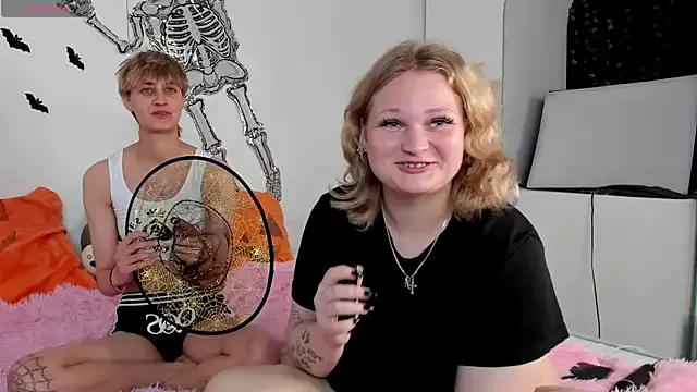 StripChat soft_sofi_ is Private soft_sofi_ — Sofi do blowjob dildo