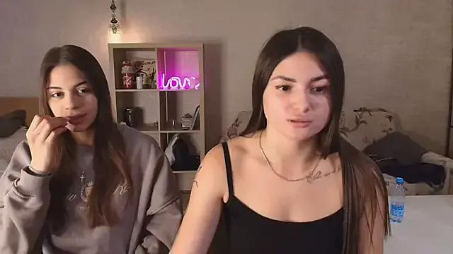 StripChat thinkaboutbehavior is Freechat thinkaboutbehavior — Carolina licks Sonya's nipples