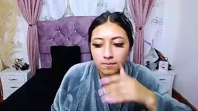 StripChat Wendy-13 is Freechat Wendy-13 — TWERKING OFF PANTIE